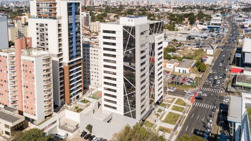 Imóvel Comercial - Venda - Champagnat - Curitiba - PR