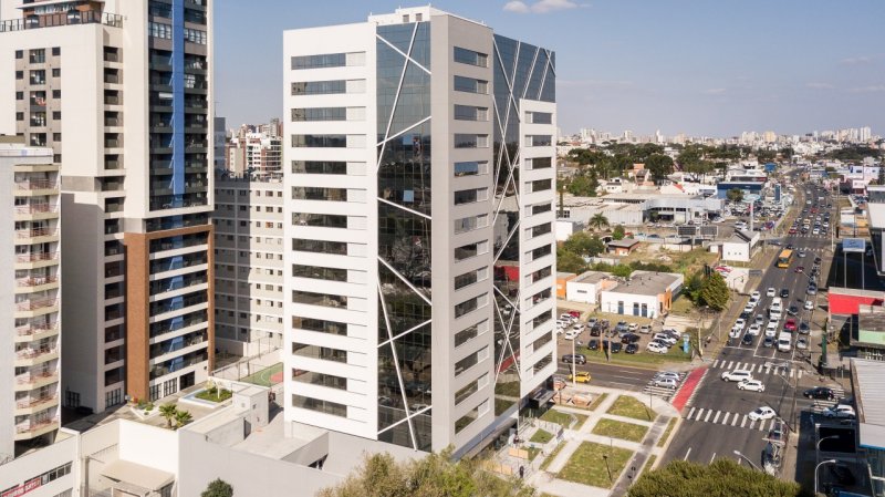 Imvel Comercial - Venda - Champagnat - Curitiba - PR