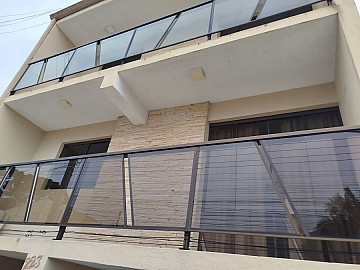 Sobrado � Venda